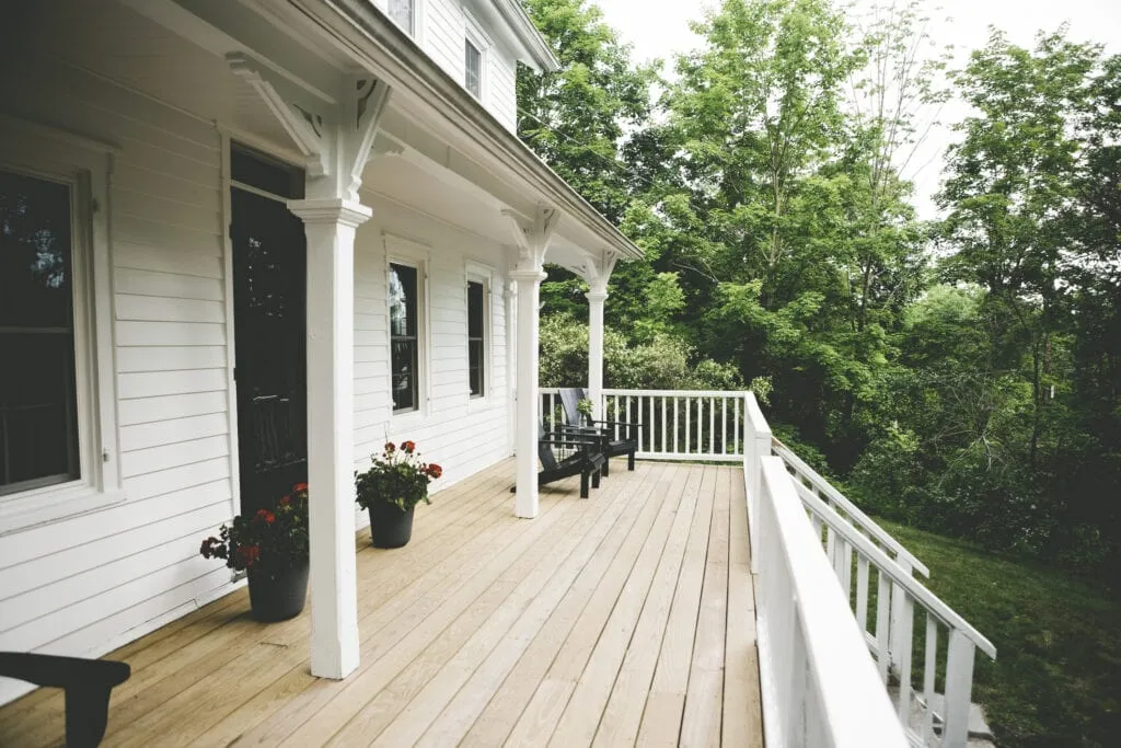 The Pros and Cons of Buying a New vs. Pre-owned Home