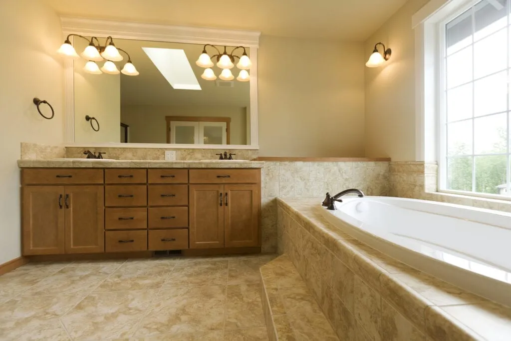 10 Luxurious Ways to Decorate with Travertine in your Interiors
