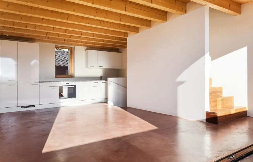 Maximizing Vertical Space and Light on a Narrow Lot