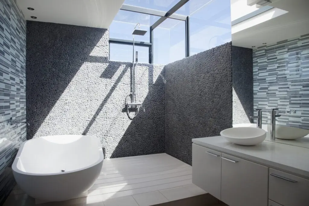 Cool, Sleek Bathroom Remodeling Ideas You Need Now