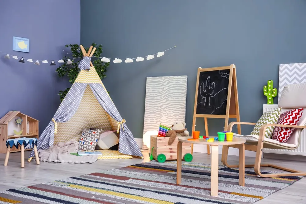 How to Pack a Playroom