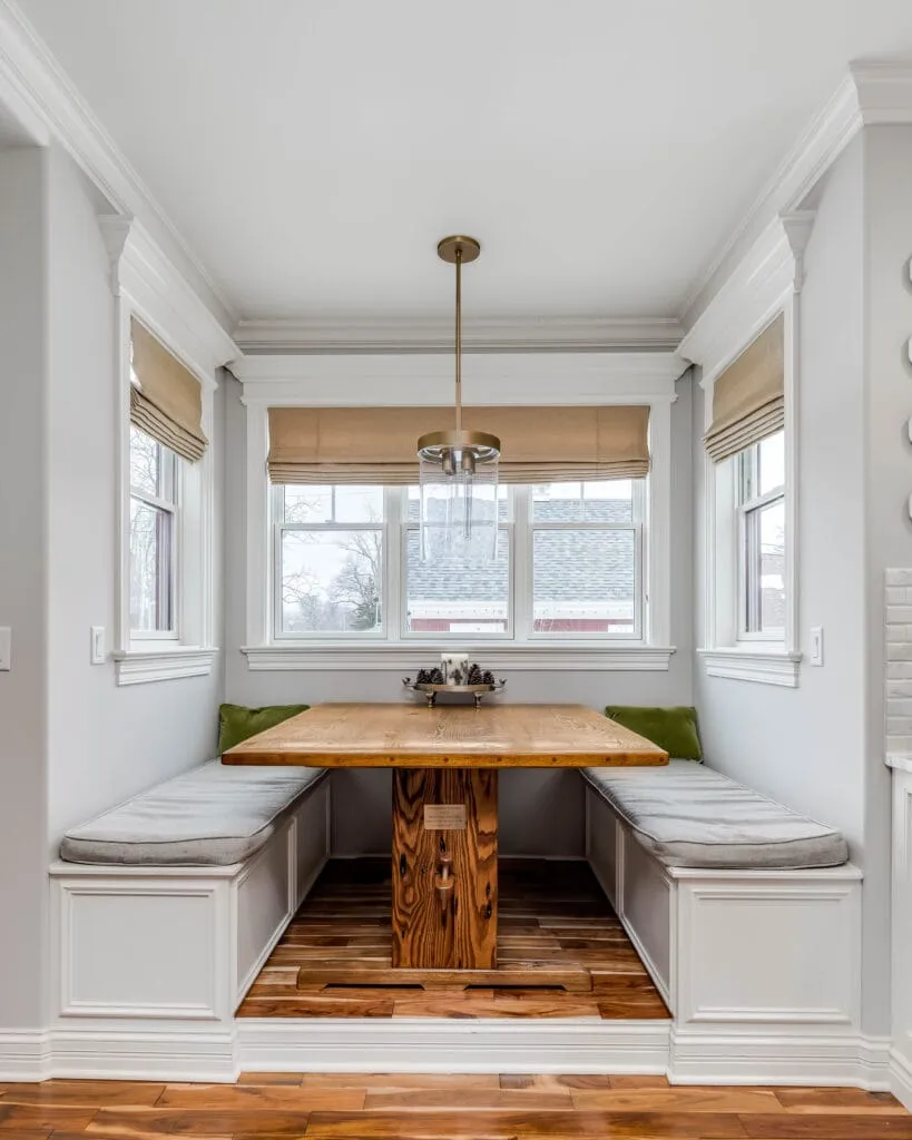 4 Tips to Help You Create a Perfectly Cozy Breakfast Nook in Your Home