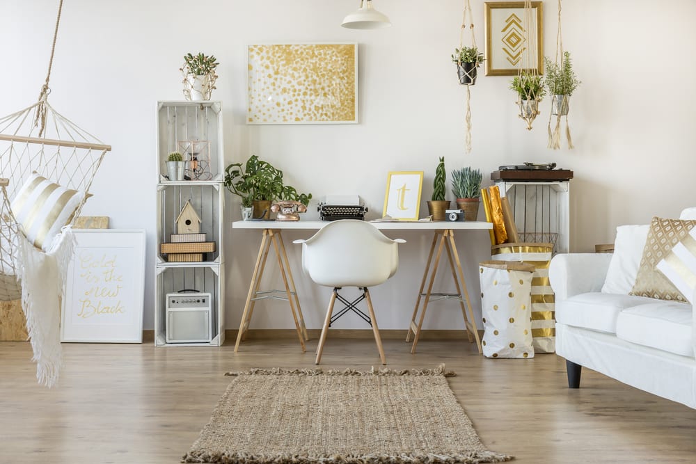 4 Secrets To Successfully Decorating a Tiny House And Making It Work ...