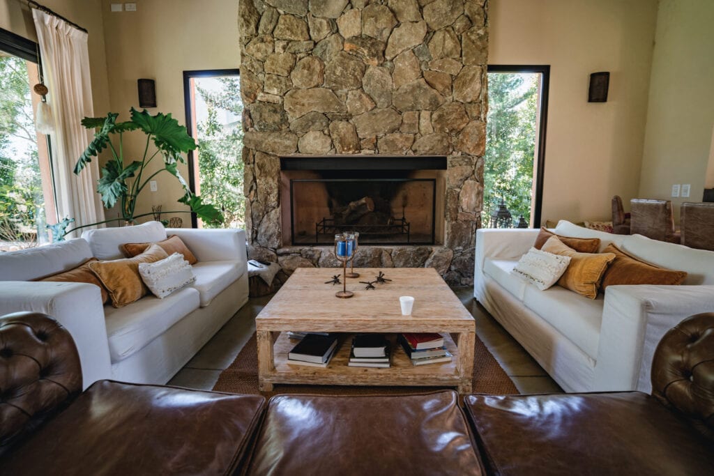 Beautiful living room with fireplace.