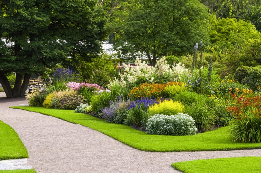 The Best Garden Landscape Design In The Uk The List H - vrogue.co