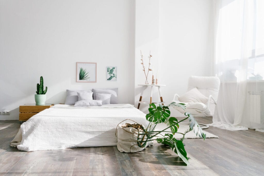 white bedroom decor