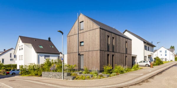 Germany, Baden-Wuerttemberg, Stuttgart, Ostfildern, modern efficiency house, wooden facade, thermal insulation