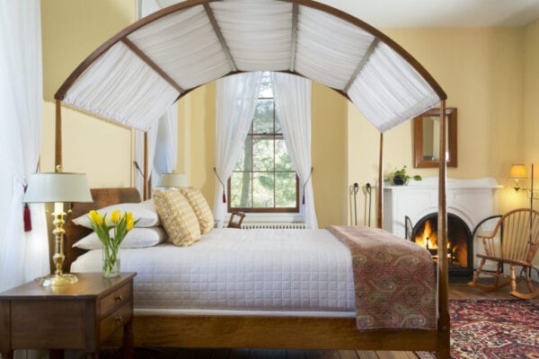 Canopied bed in Inn