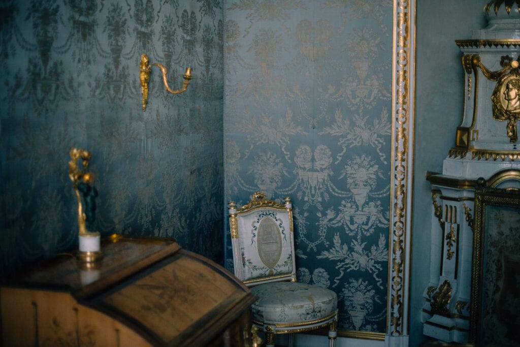 victorian wallpaper 