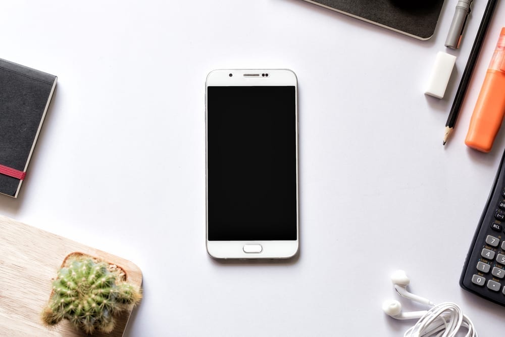 The ultra-modern Katedra desk charges your phone wirelessly