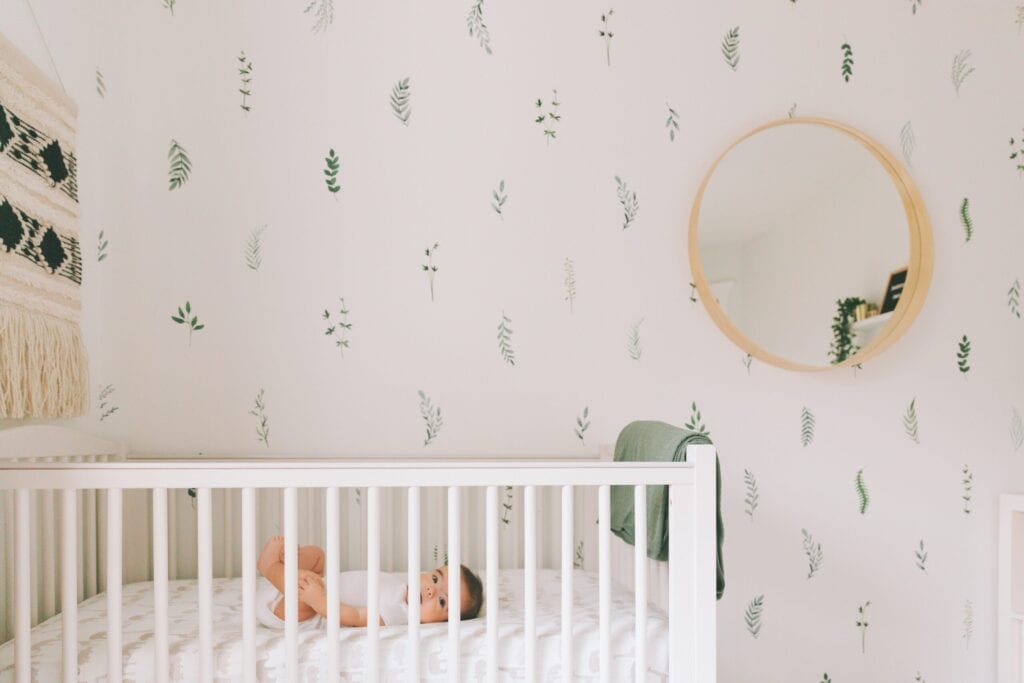 bold theme baby room 