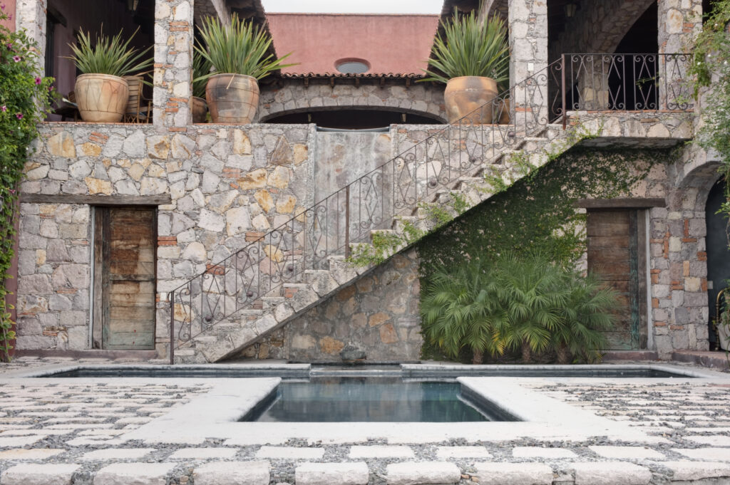 Pool and Steps to the Casa Luna Ranch