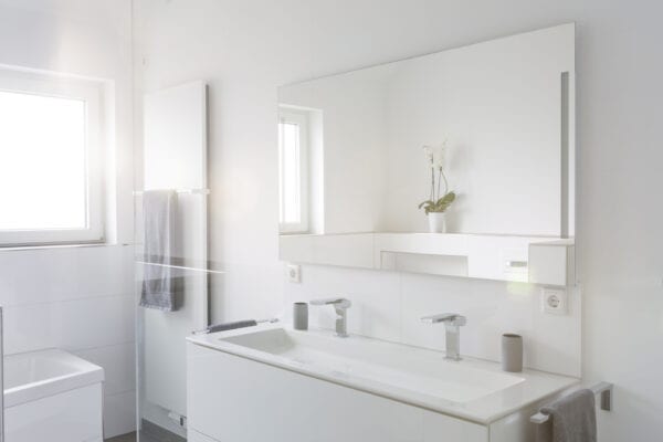 Simple but modern bathroom