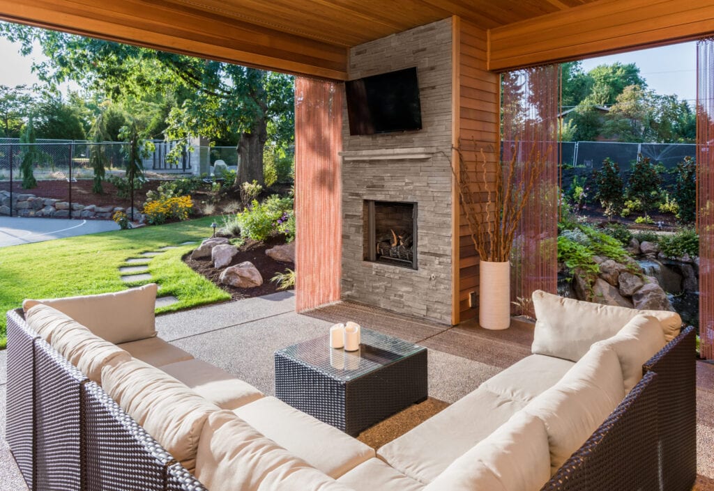 Covered outdoor patio with TV