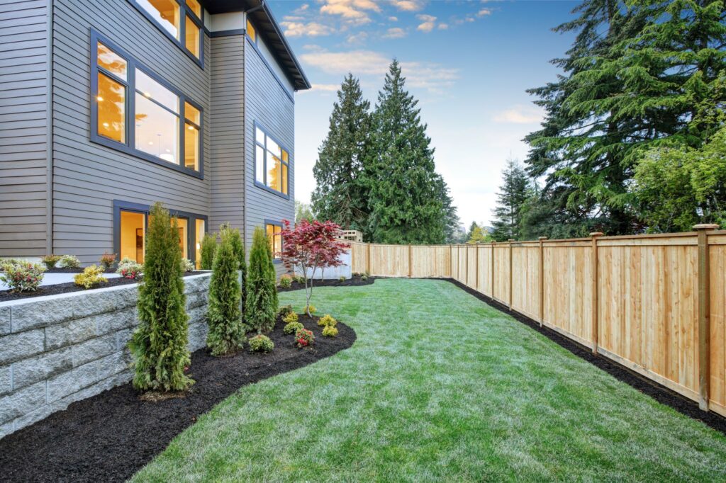12 Small Backyard Landscaping Ideas For, How To Landscape Yard Without Grass In Texas Usa