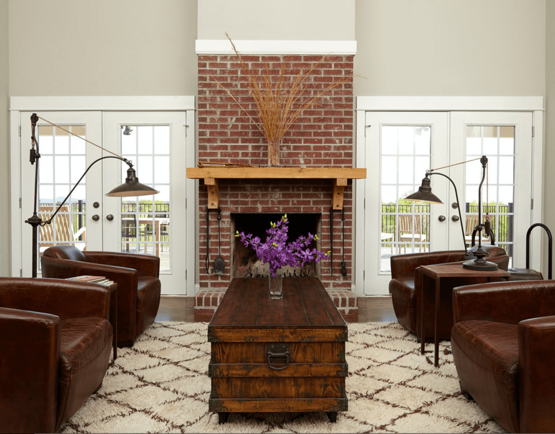 28 Mantel Decorating Ideas for a Fresh Fireplace