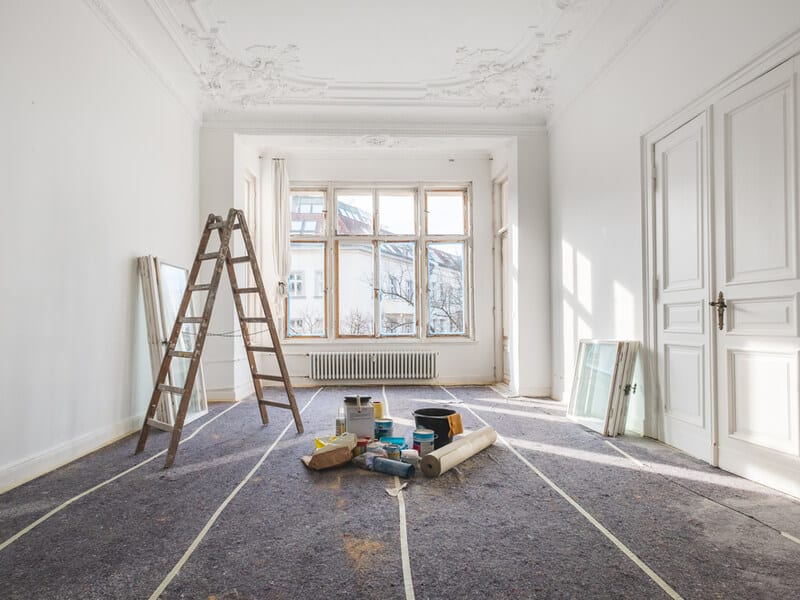Pietro Airoldi transforms old Sicilian apartment into bright open-plan space