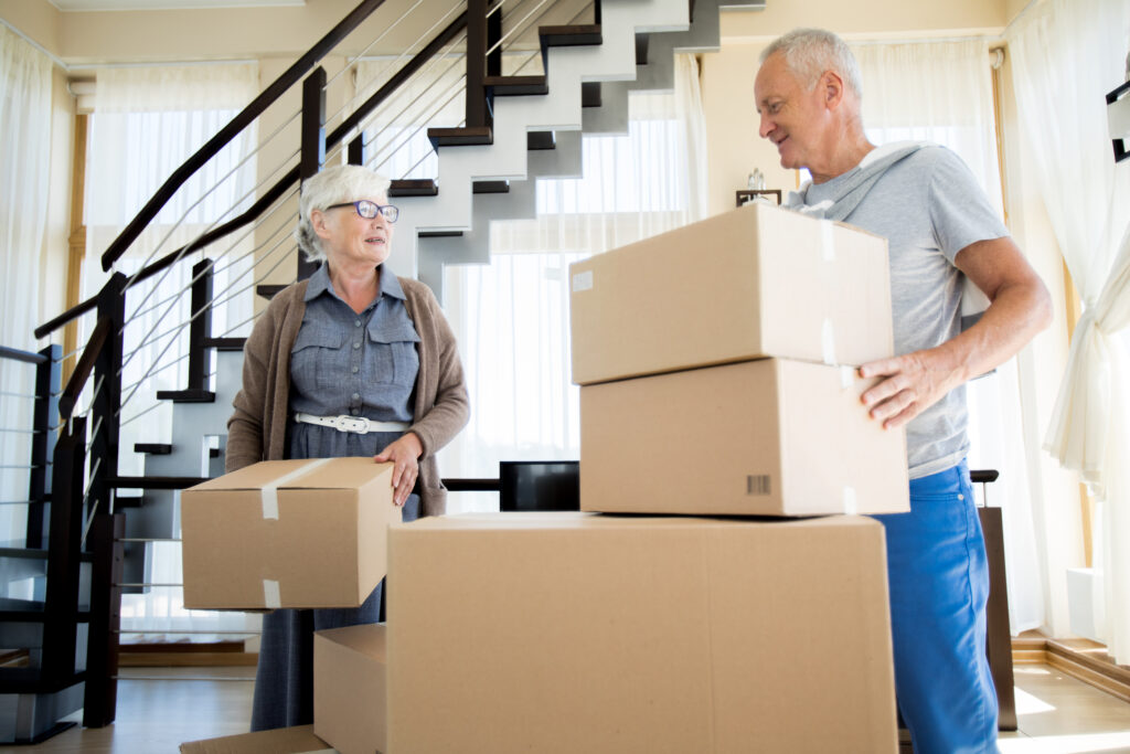 Why you should work with our team of senior movers at Cut The Clutter