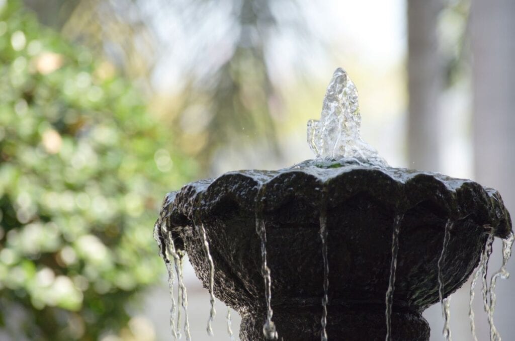 Backyard fountain water feature